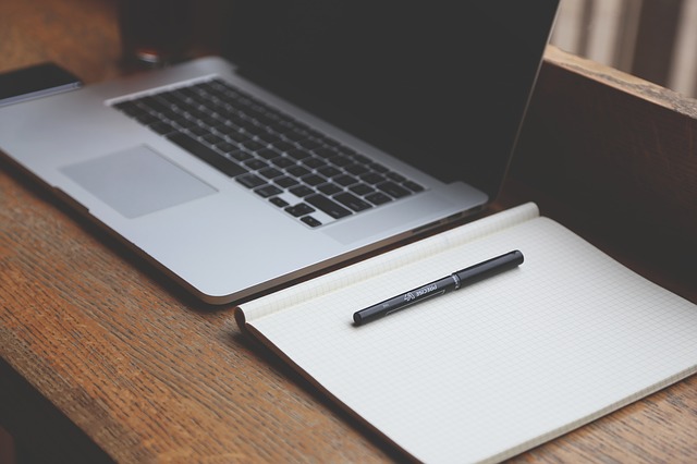 Notebook neboli laptop